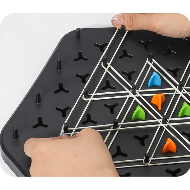Interaktywna gra w łańcuch - z – Board Game Sequence recenzja i cena