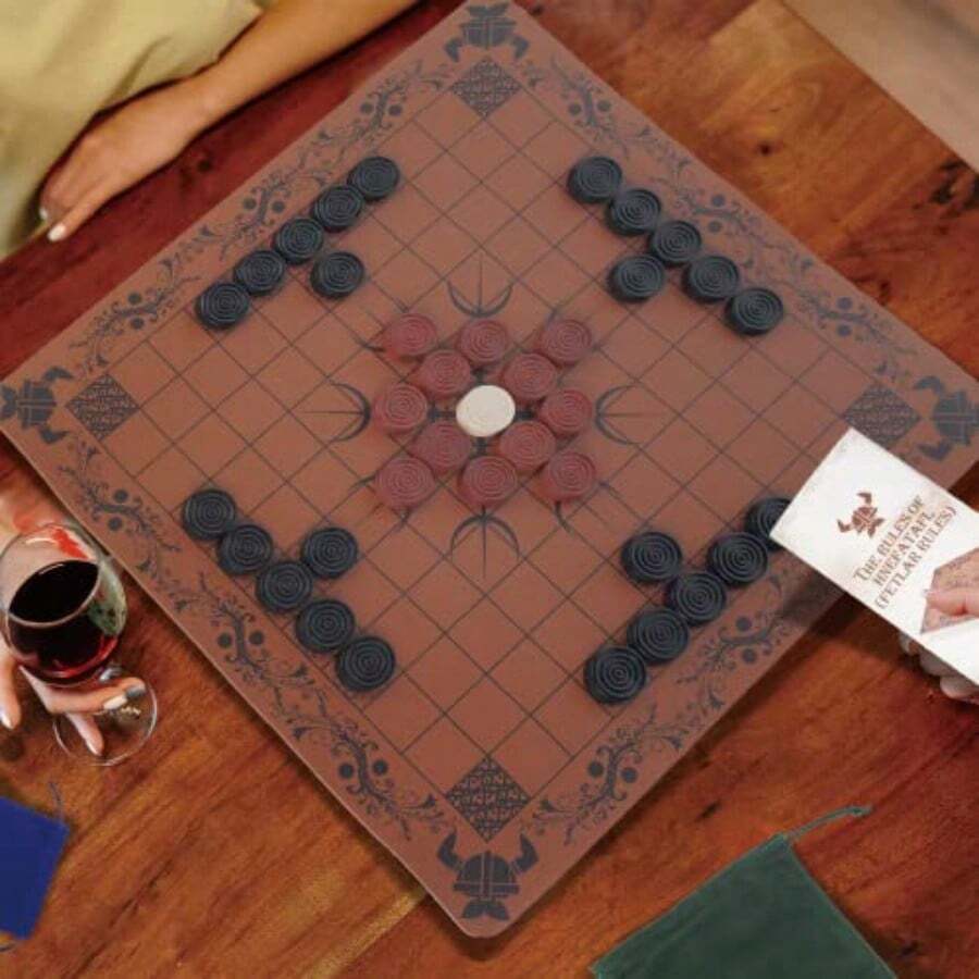 HNEFATAFL: Gra planszowa w sty – Board Game Vikings recenzja i cena